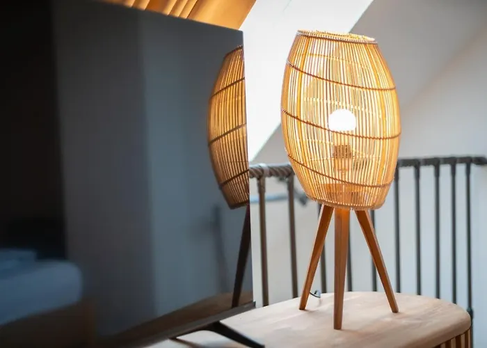 Kasselrooms Design Maisonette Apartment *